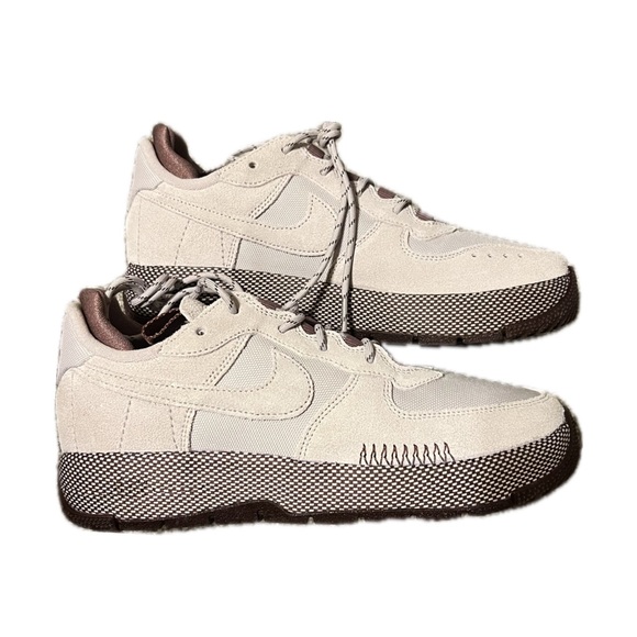 *NWOT* WOMEN'S NIKE AIR FORCE 1 WILD SNEAKERBOOTS - Picture 6 of 6